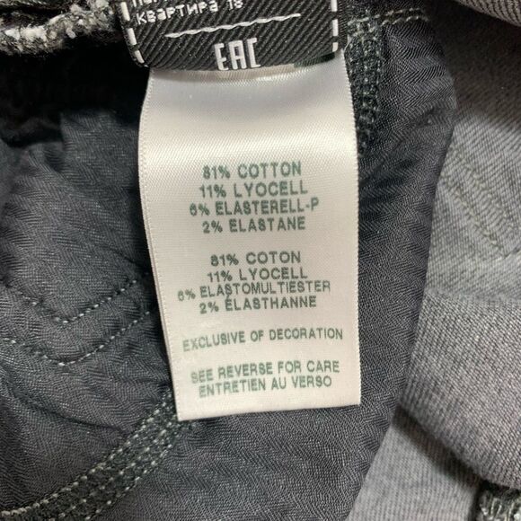 7 For all Mankind Josefina Button Fly Boyfriend Jeans Gray Wash Size 26 - Picture 14 of 15